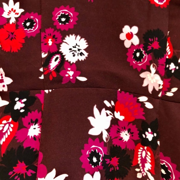 Ann Taylor long sleeve burgundy v-neck dress size 0 - Picture 3 of 5